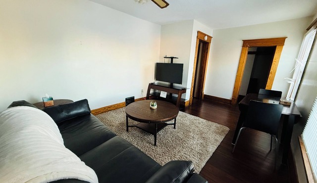 Cozy 2-bedroom apartment in Creston