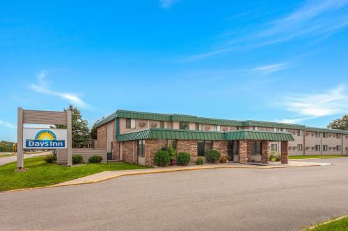 Days Inn by Wyndham Mason City