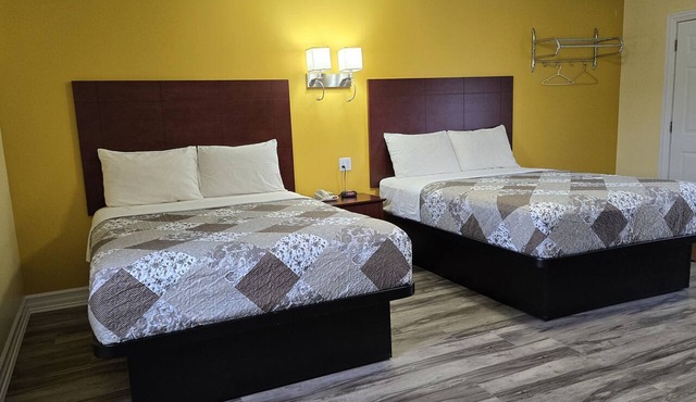 Deep River Motel in Deep River