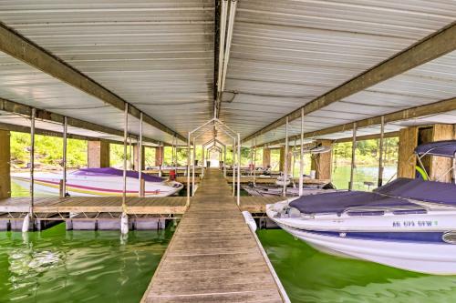 Devil’s Fork Resort Cabin w/Designated Boat Slip!