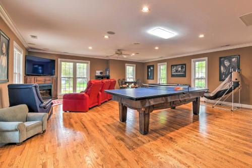 Dock & Fire Pit: Mt Gilead Villa on Lake Tillery in Mount Gilead