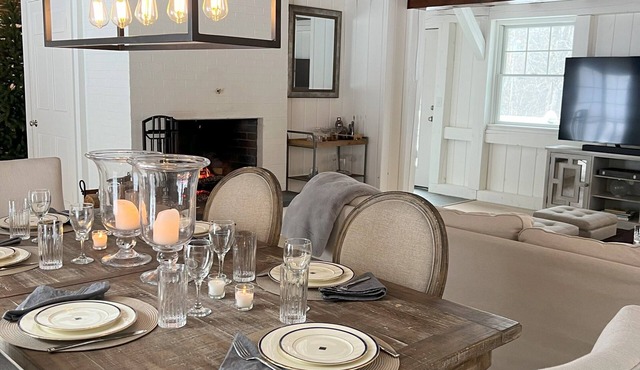 Elegance Meets Rustic Charm: Vermont 3-Bed Retreat