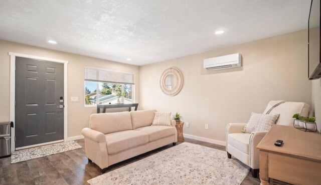 Entire Unit~Centrally Located & Updated 2 Bed APT