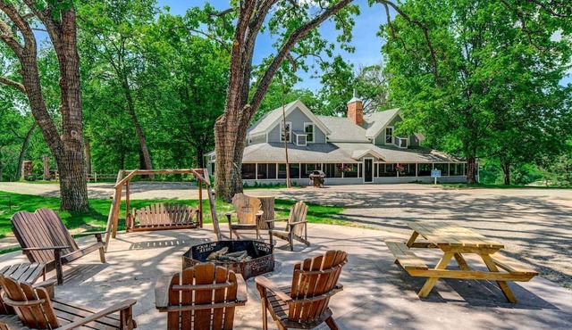 Escape to The Clubhouse, St. Croix Falls city, Wisconsin