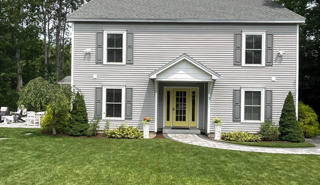 Fabulous 10 bed 8 bath; 5 days still available in Aug @ greatly reduced rate!