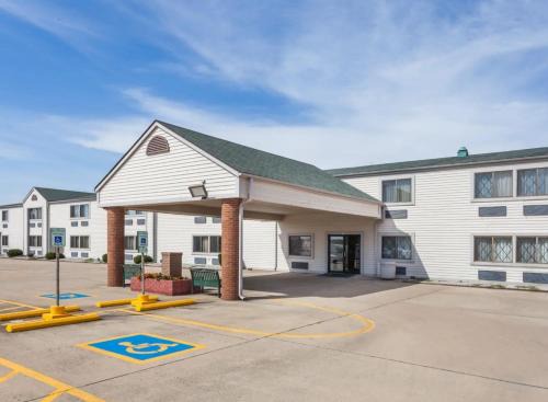 Fairbridge Inn Express Decatur Forsyth IL