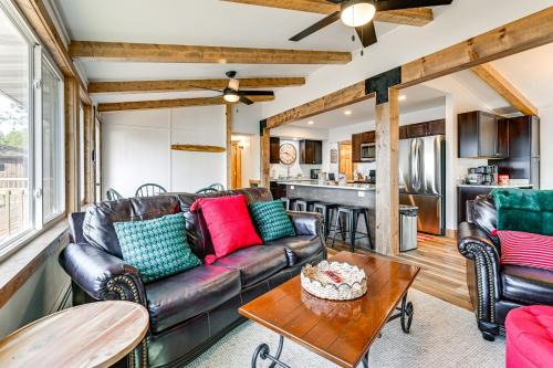 Family-Friendly Lakefront Retreat in Tomahawk!