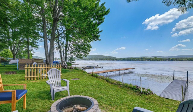 Fire Pit, Private Dock! Lamoka Lake Retreat in Bradford