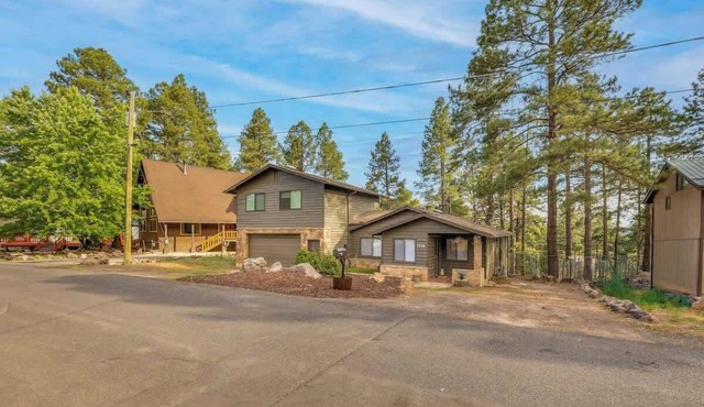 Flagstaff 3BR Private Forest Cabin Retreat