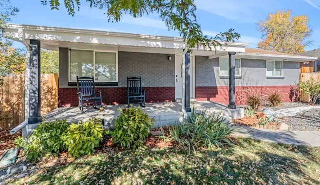 Fully Remodeled 4BR Home, with GAME RM, Sleeps10 in Westminster