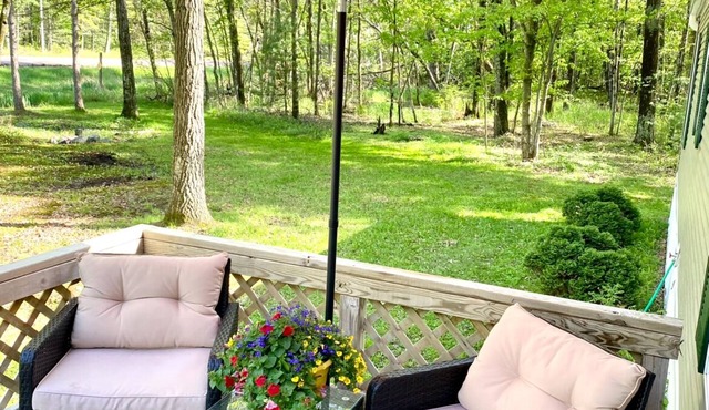 Hatfield Cabin w/heated/cooled 2 stall garage on UTV trails w/ample parking!