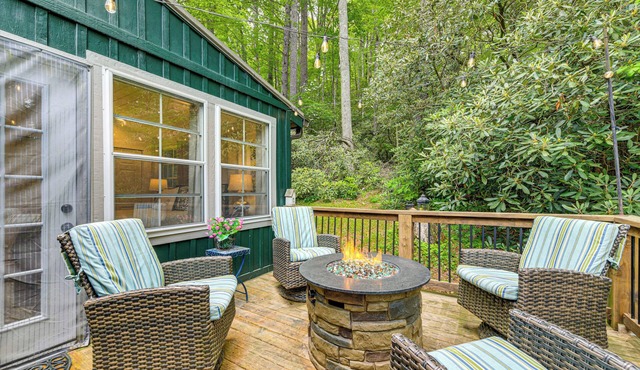 Highlands Vacation Rental - Walk to Main St!
