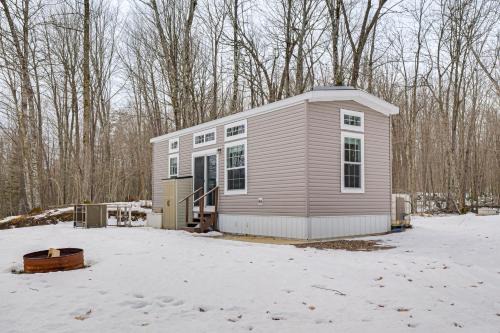Lakefront Tiny Home w/Dock Near Chetek!