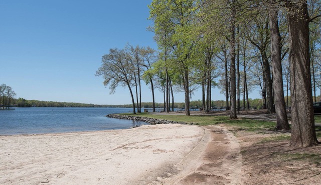Lakefront Vacation Haven
