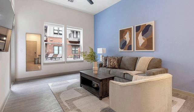 Landing | Beautiful 1BD, Pool, Courtyard