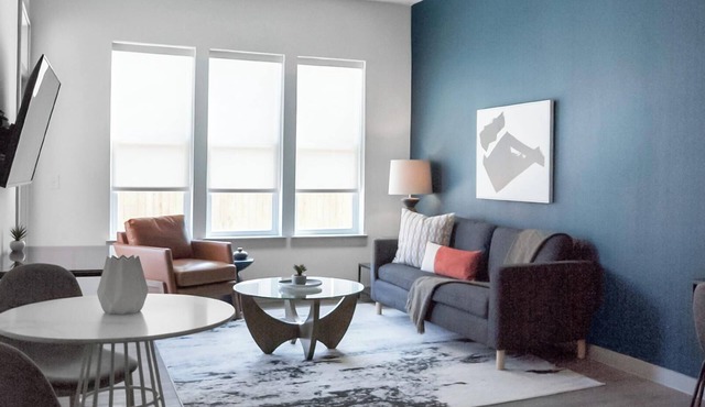 Landing | Beautiful 1BD, Rooftop Lounge, Courtyard