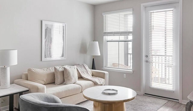 Landing | Chic 1BD, Clubhouse, Gym