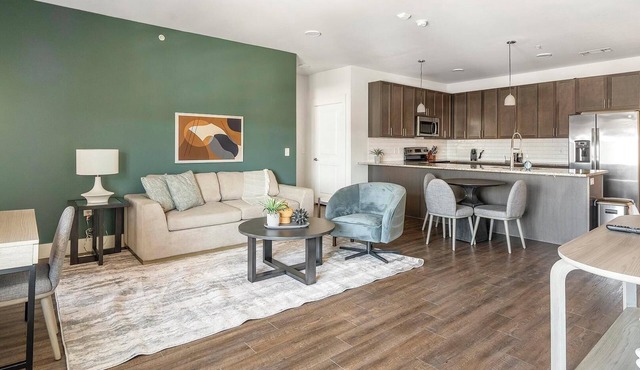 Landing | Chic 2BD, Gym, Clubhouse