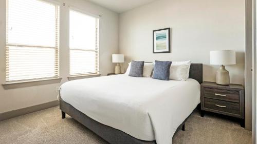 Landing Incredible 1BD Courtyard Gym