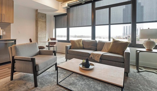 Landing | Modern 1BD, Game Room, Gym