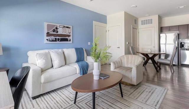 Landing | Spectacular 1BD, Gym, Pool