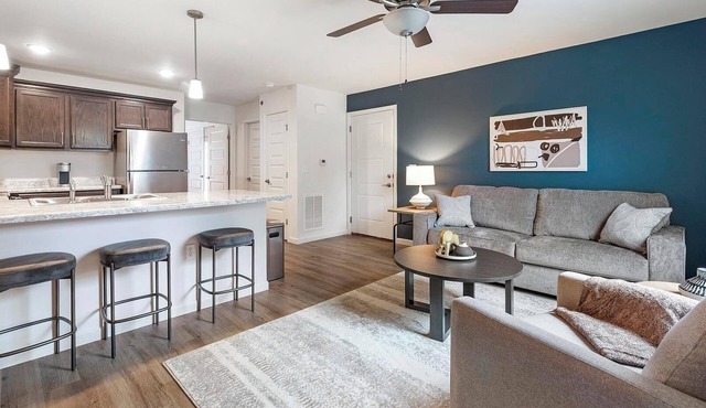 Landing | Stunning 1BD, Clubhouse, Pool