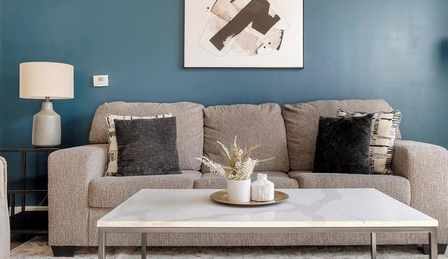 Landing | Stylish 2BD, Yoga Studio, Clubhouse
