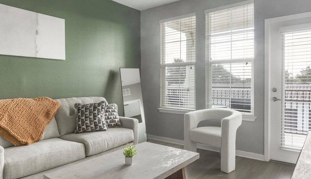 Landing | Stylish 2BD, Gym