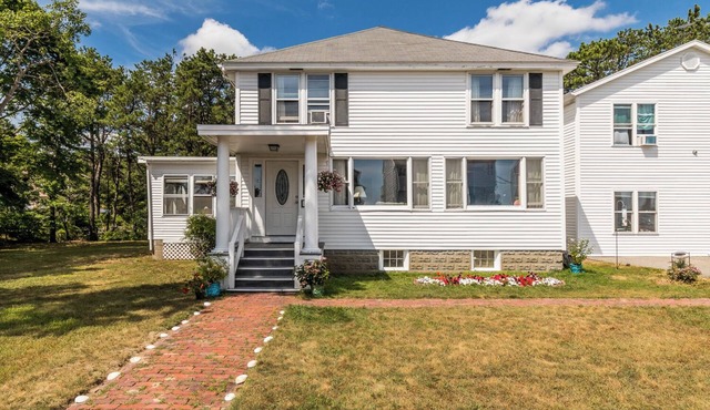 Large, 4 Bedroom, oceanview home, directly across the street from the sandy Kinney Shores beach