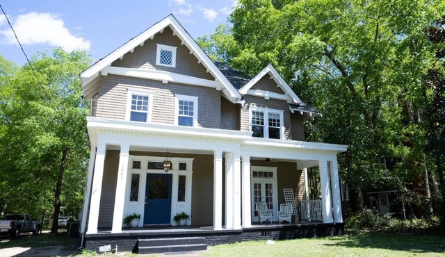 Large 5BR Home | Steps from the Capitol in Montgomery