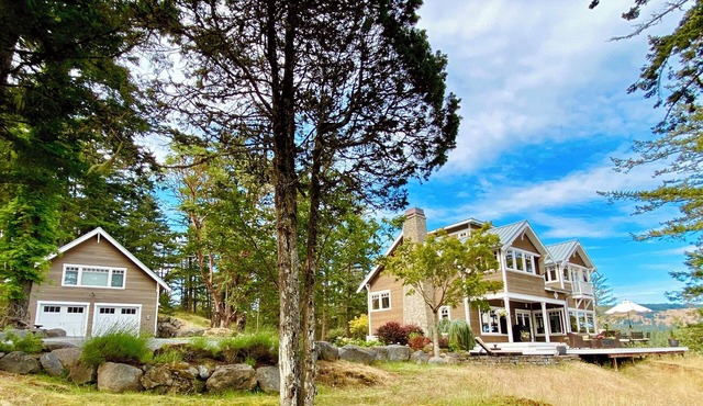 Madrona Suite - Spring/Summer on Orcas Island- rest where sea meets stillness