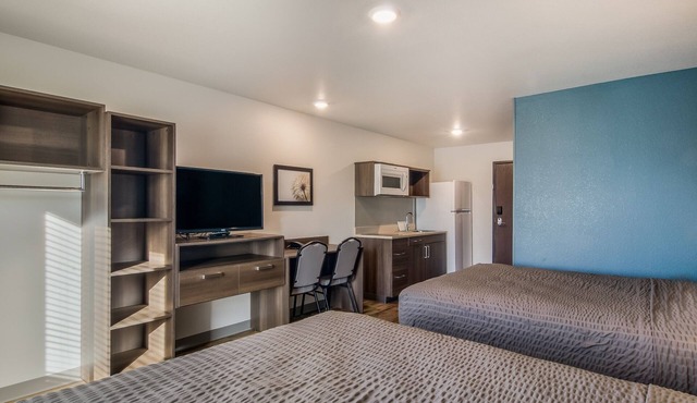 Make Every Trip Extra Special With This Beautiful Stay! Pets Are Welcome!