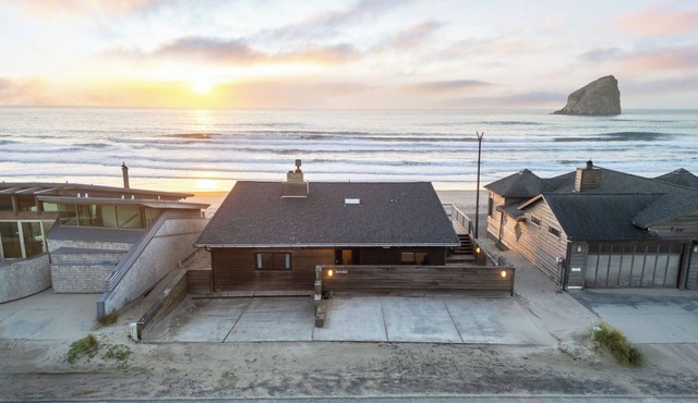 Marisol-Huge views, 4 bedrooms, oceanfront