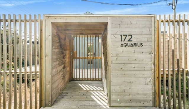 Marvelous home with heated saltwater pool in Cherry Grove, Fire Island