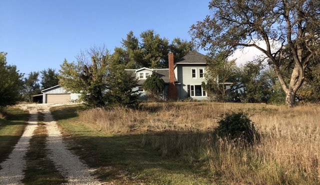 Menlo Farmhouse