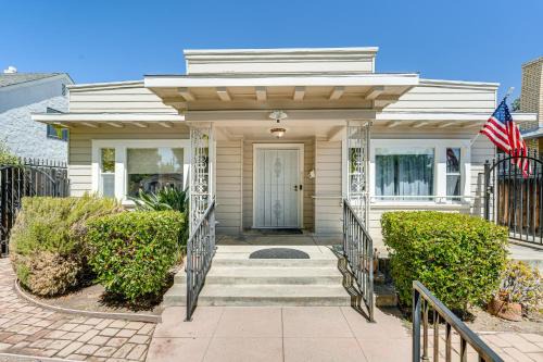 Miracle Mile Stay: Classic Stockton Home w/Yard!