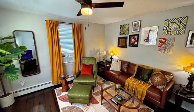 Modern 3BR Dual-Unit - Two Full Kitchens & Living Areas
