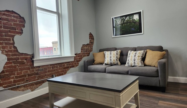 Modern Apartment on the Square “Gold”