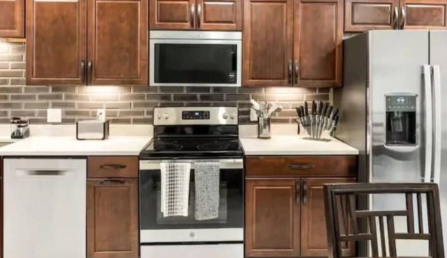 Modern Luxury Stay near ISU & Downtown