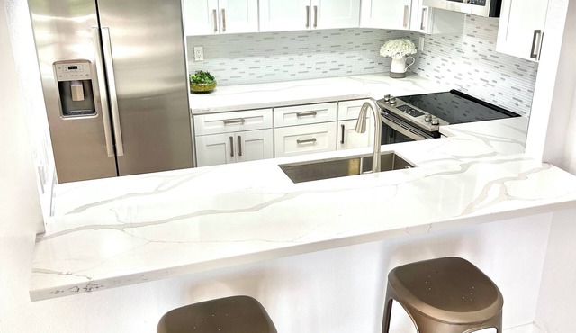 Modern San Ramon Condo – Stylish, Comfy Peaceful & Perfectly Located!