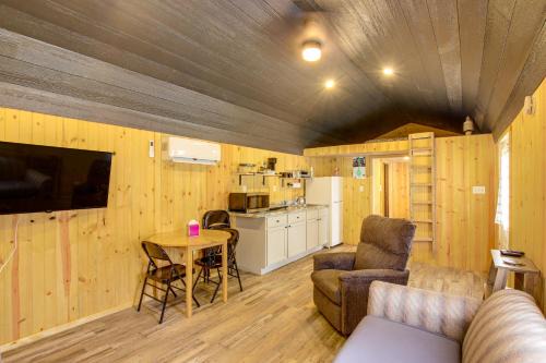 Montezuma Cabin Rental w/Fire Pit & Grill Access!