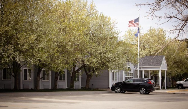 Monument Inn & Suites in Gering