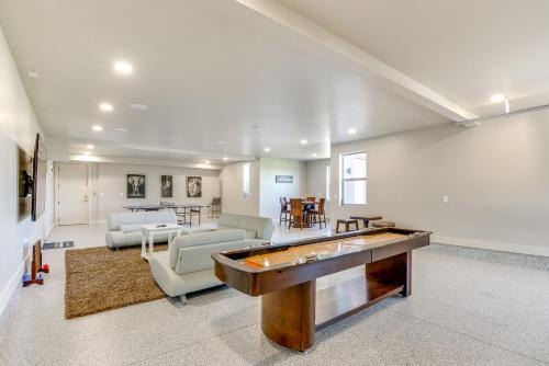 Mtn-View Retreat w/Game Room in Prescott!