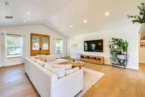 Naples Duplex Home w/Private Pool & Lanai!