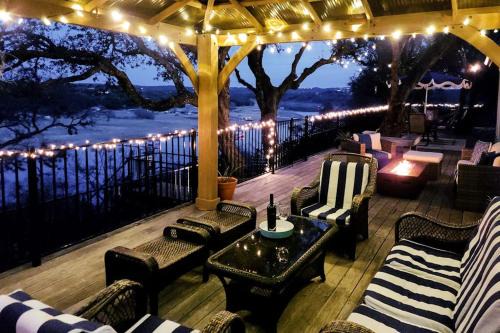 Natural Cliffside Oasis with Impressive Views, Gas Fireplace and Dock