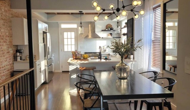 *Near JHU-Modern Luxe 3br/3.5ba