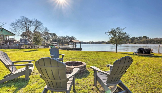 New-Build Waterfront Cabin, Lake Conroe