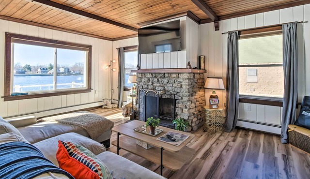 NEW! Moline Riverfront Cabin w/ Fire Pit & Kayaks!