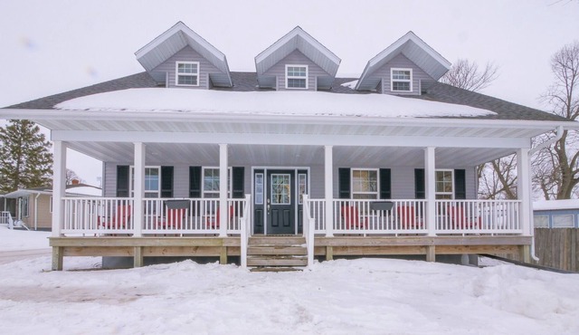 New Osakis rental for large groups!