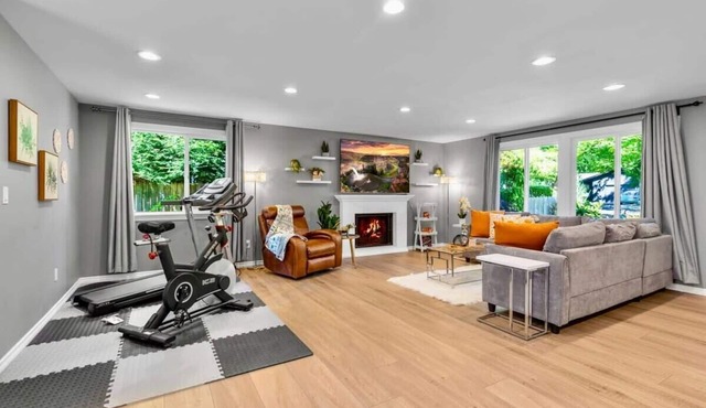Newly Updated 1F Kirkland House w/AC| Min to I405